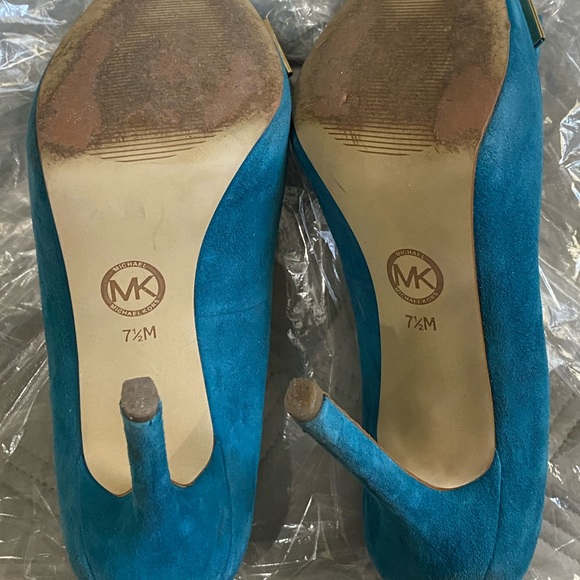 Michael Kors Pumps - Picture 3 of 8